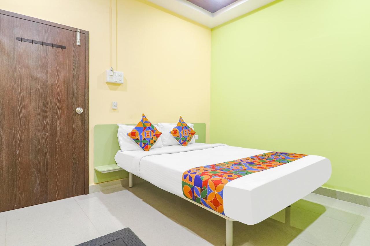 Fabexpress Airport Stay Inn - Nr Hyderabad International Airport, Shamshabad Exteriör bild